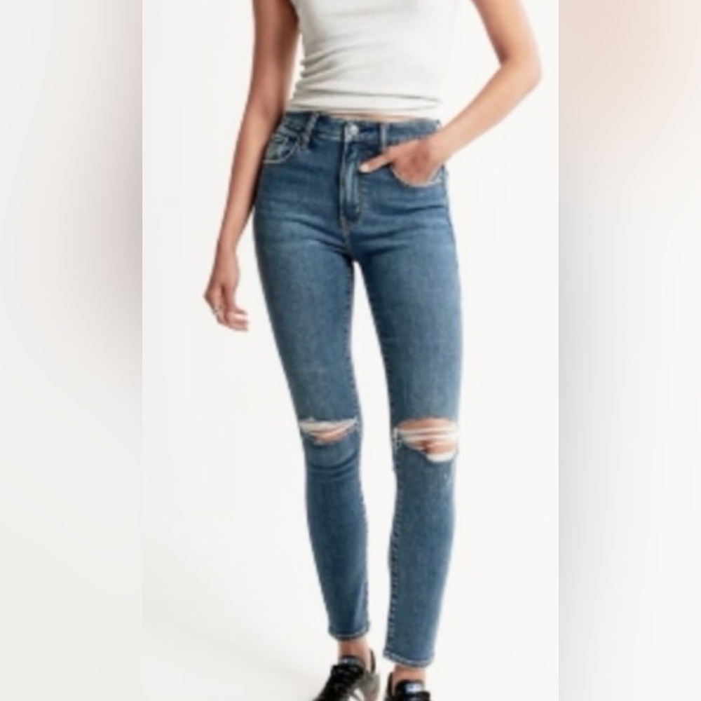 Abercrombie & Fitch skinny high‎ rise jeans. Women size 29/8